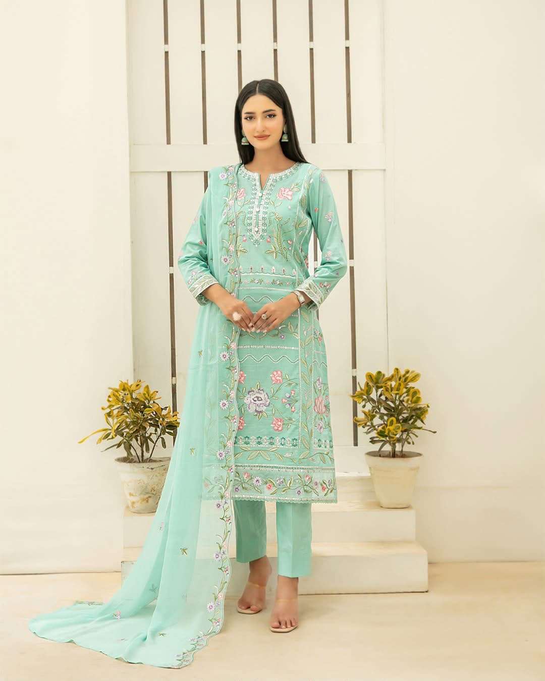 ELSION LAWN MODEL PIC BY TAWAKKAL